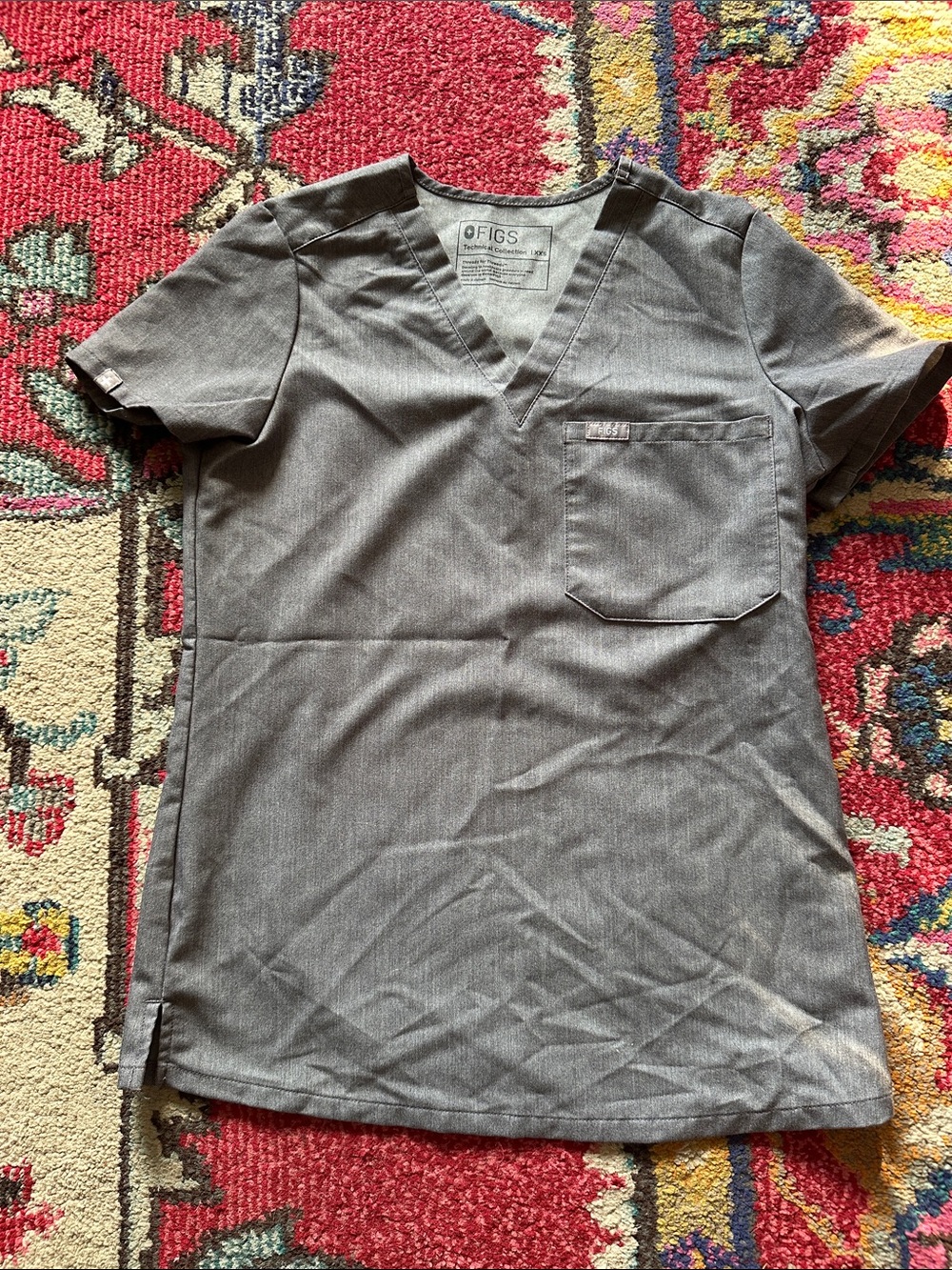 FIGS Women’s Short Sleeve V-Neck Scrub Top in Gray